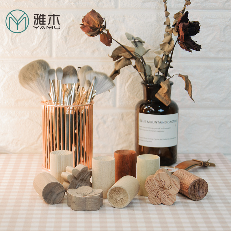 Factory Direct Supply Creative Stall Supply Wooden Car Expansion Fragrant Wood Wooden Aroma Diffuser Indoor Wood crafts