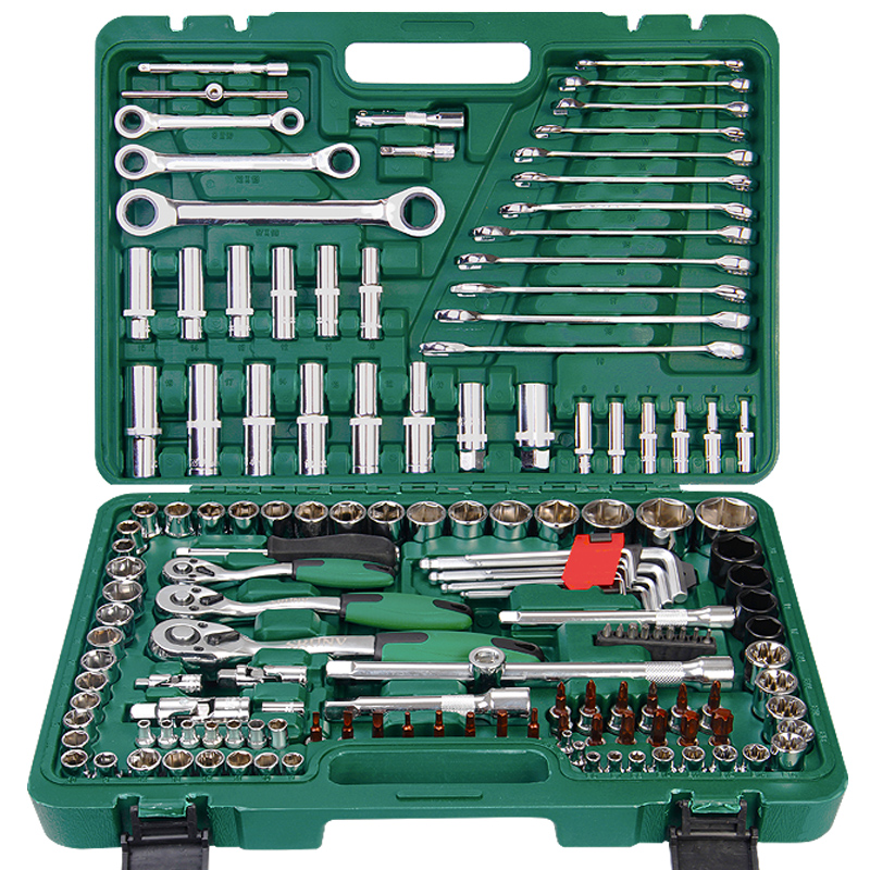 Auto repair sleeve kit kit quick ratchet brake wrench multifunctional cover steam protection tire removal