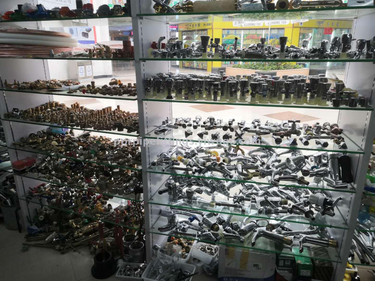 Plumbing Material Angle Valve 