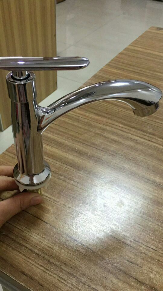 Factory direct sale: wire zinc alloy Angle valve, quick open faucet, three-way access wall, 304 single cold faucet