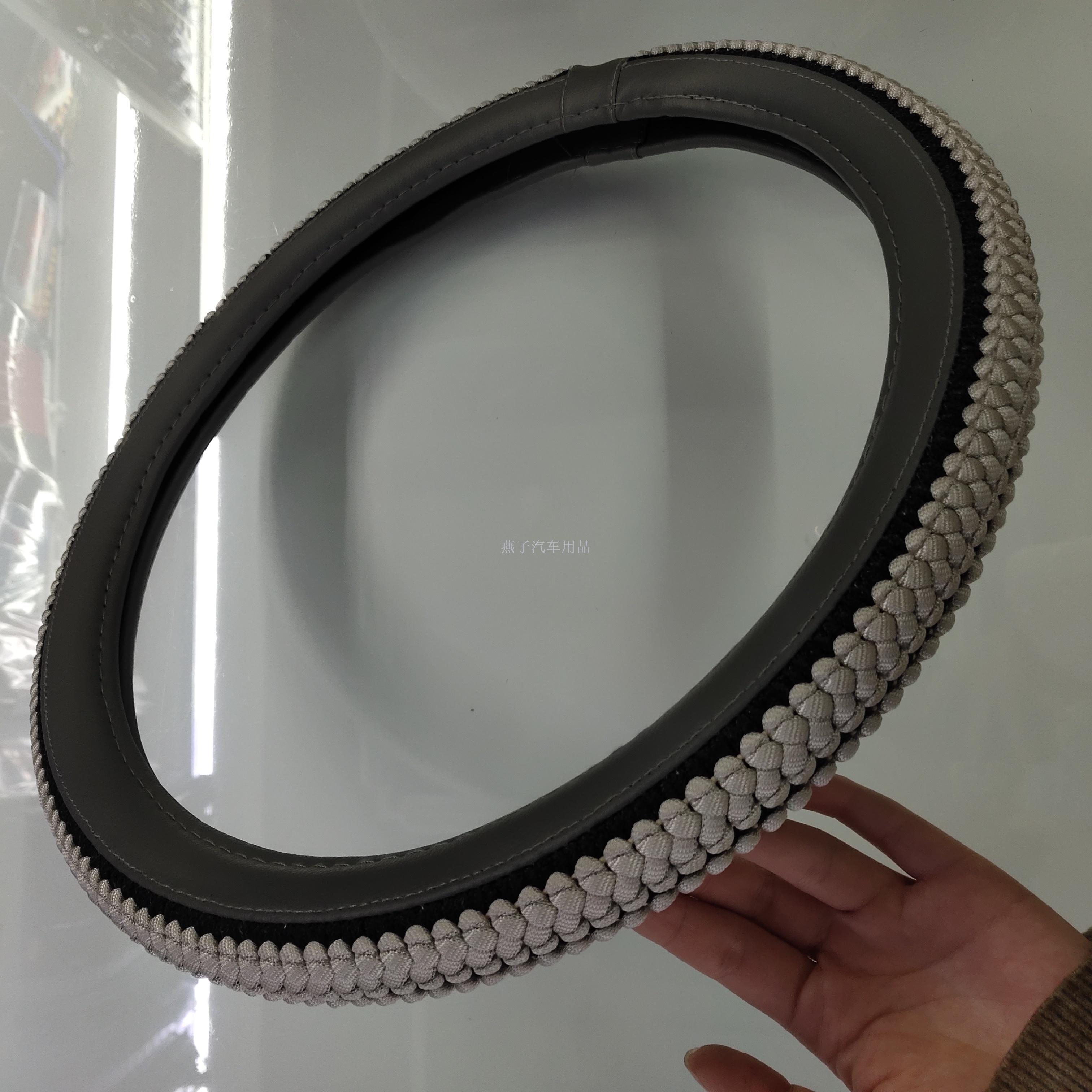 Hand - weaved ice silk automobile steering wheel cover summer ventilation, breathable, anti - slip, wear - resisting, time! Absorption interior decoration four seasons general