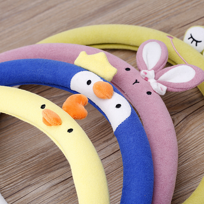 Car Steering Wheel Cover Car Supplies Four Seasons Universal Silicone Handlebar Grips Cute Plush Steering Wheel Cover