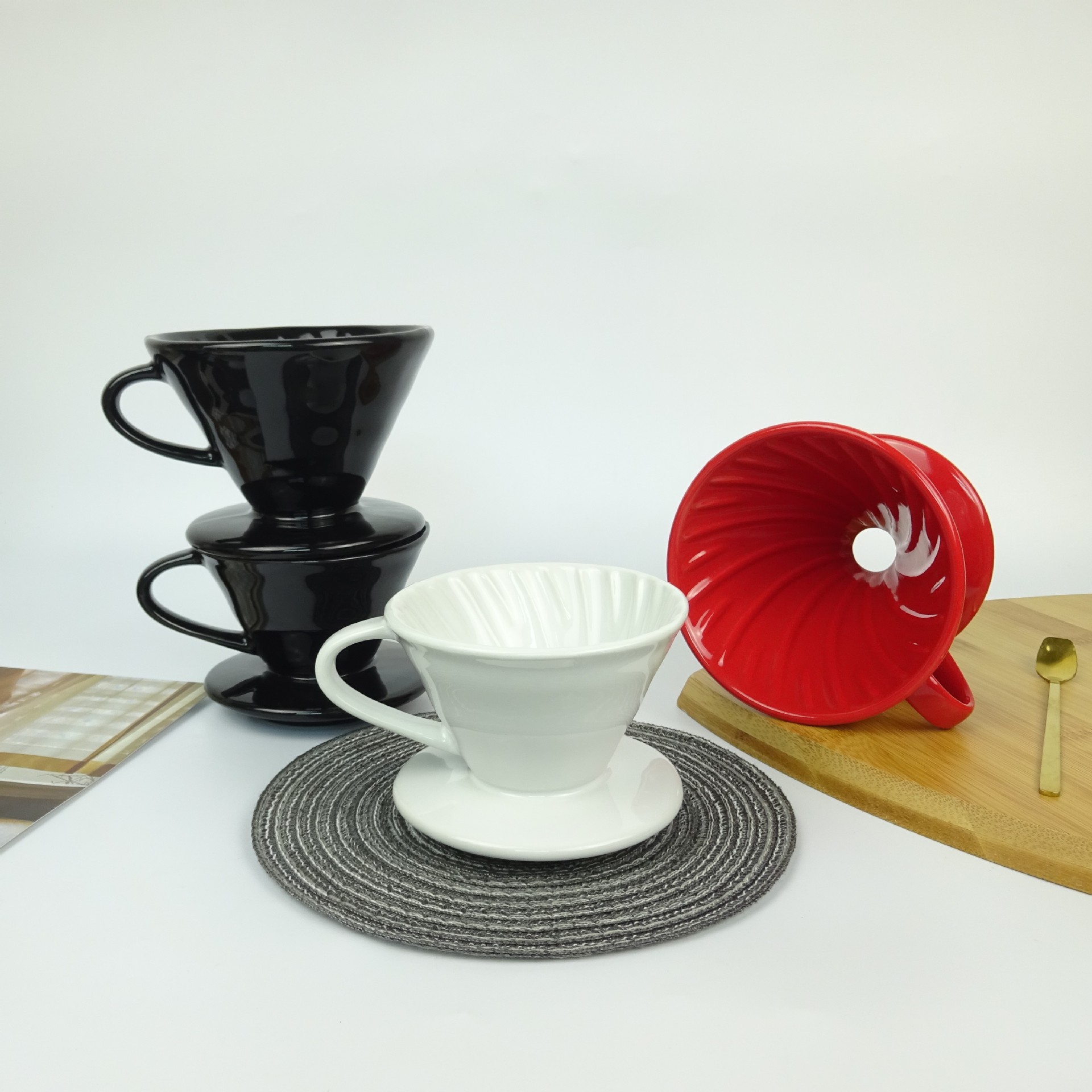 Creative Ceramic Coffee Funnel Filter Cup Cone Spiral Pattern Filter Drip Type Manual Filter Cup Coffee Appliance