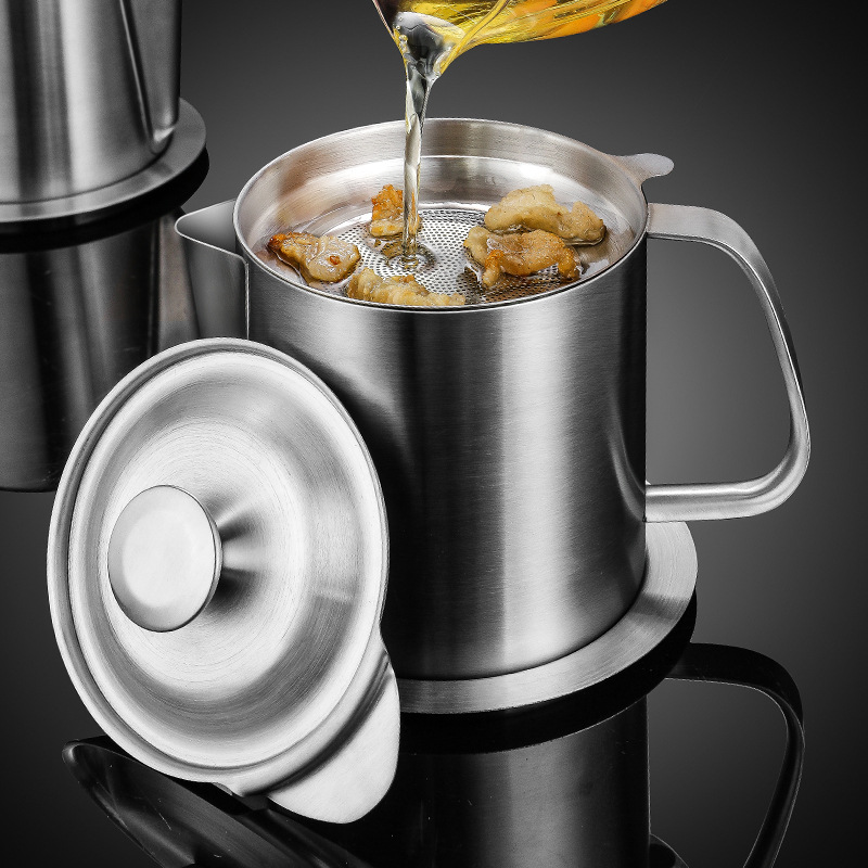 304 Stainless Steel Oil Draining Pot Oil Filter Oil Pouring Jar Large Capacity Lard Filter Oil Residue Oil Separator Oil Bottle Kitchen
