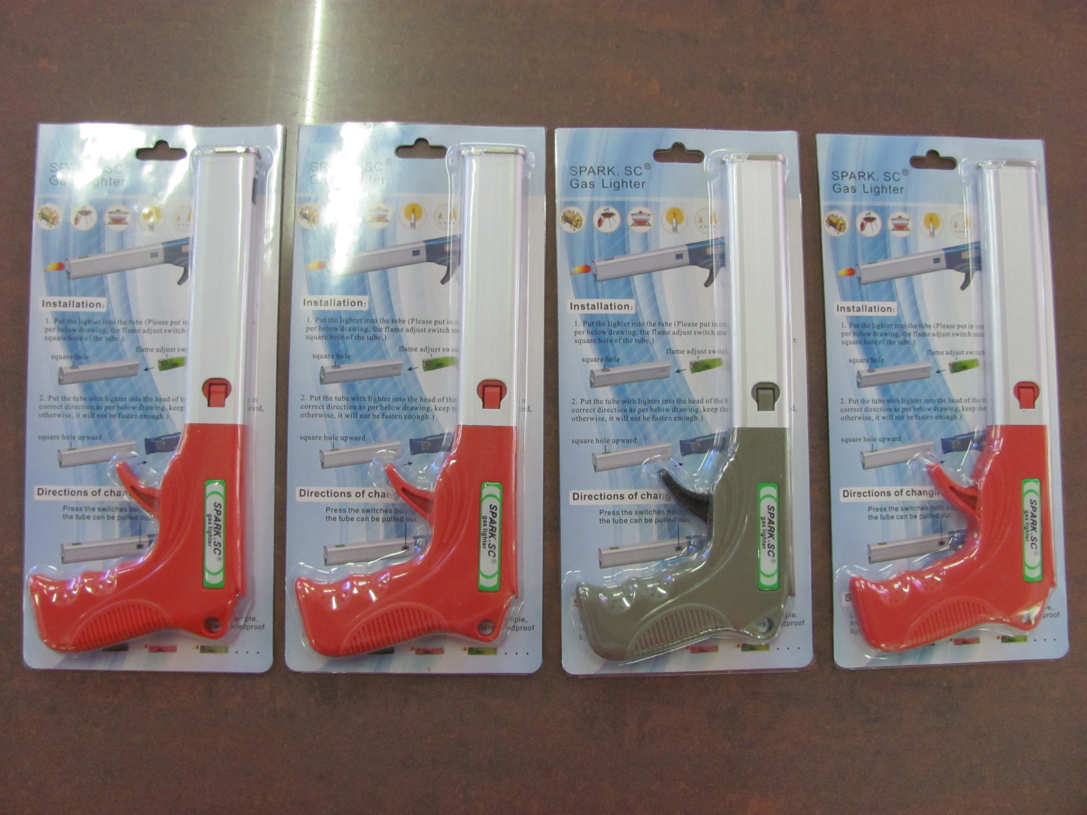 Plastic burning torch igniter Put a lighter machine guns The kitchen fire maker