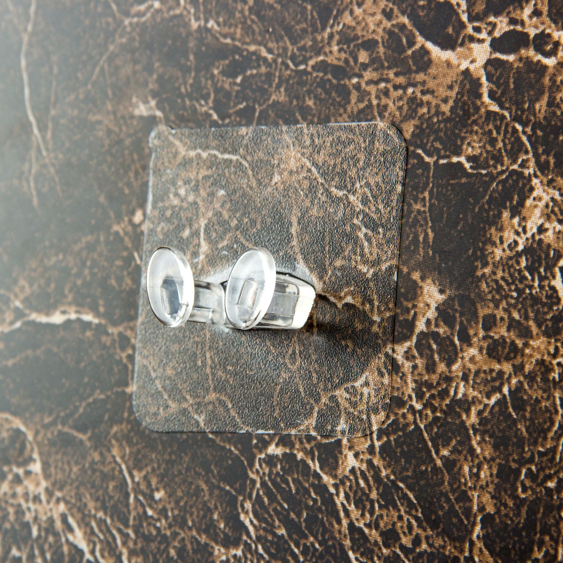 Transparent, strong, Seamless plug hook receptor, electrical cable plug bracket, data cable hook