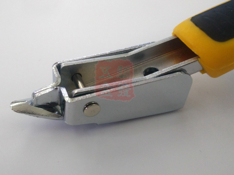 Canvas Wedding Carpet Door-Type Nail Puller Three-Purpose Manual Nail Gun Nail Extractor Nail Puller Crowbar Stick