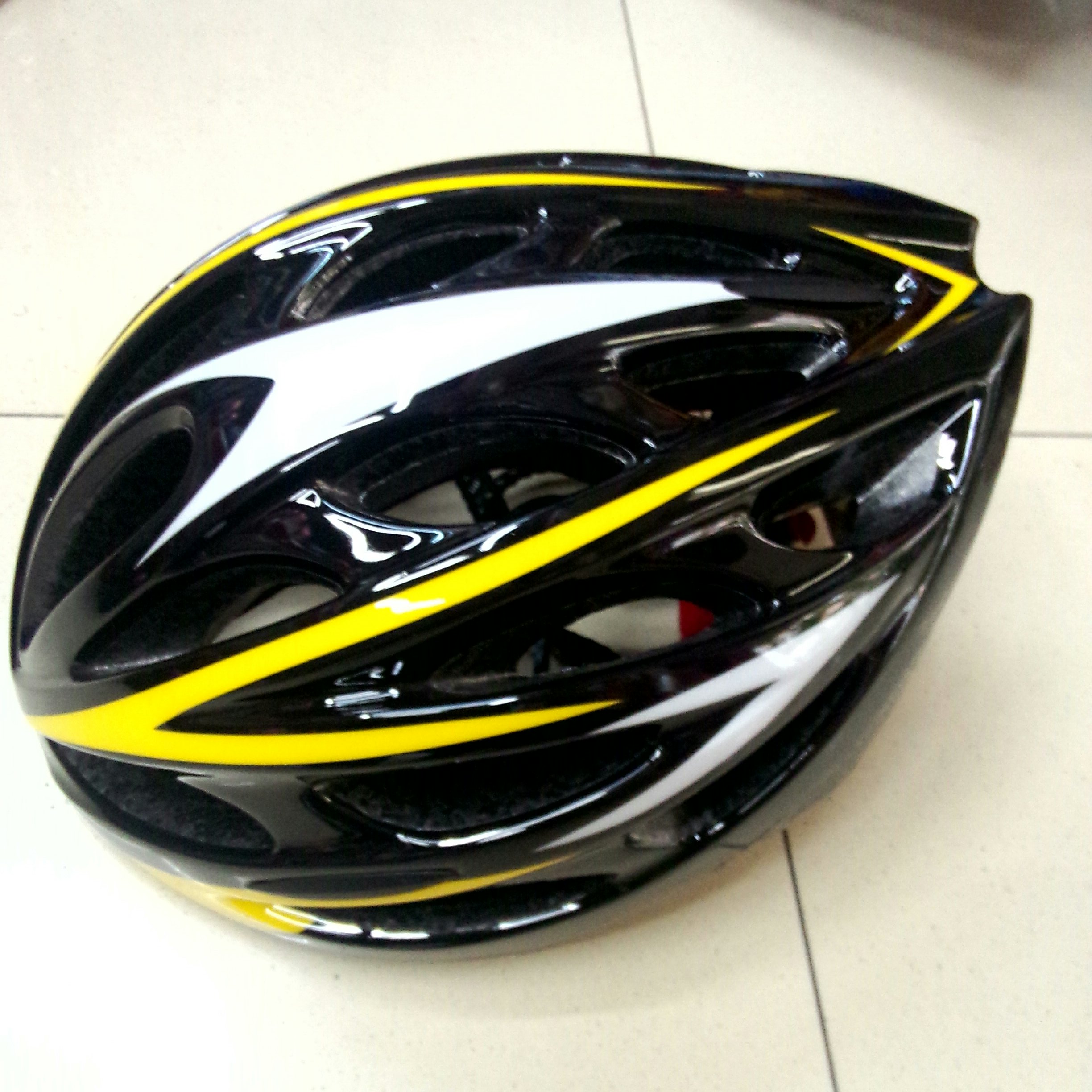 Adult Bicycle Helmet the Skating Shoes Safety Helmet