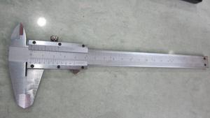 Stainless steel thickness gauge Vernier caliper manual mechanical caliper