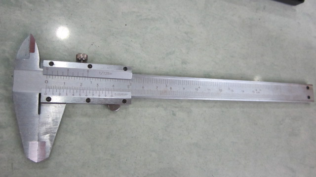 Stainless steel thickness gauge Vernier caliper manual mechanical caliper