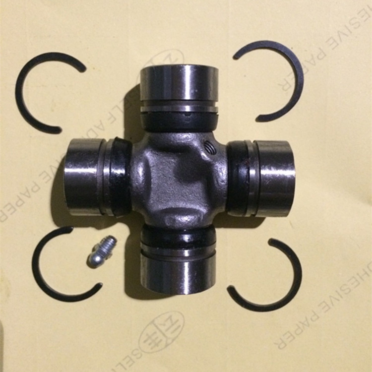 Factory direct sale spot high quality auto parts universal joint cross shaft