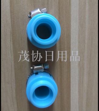 Water purifier universal joint faucet interface.