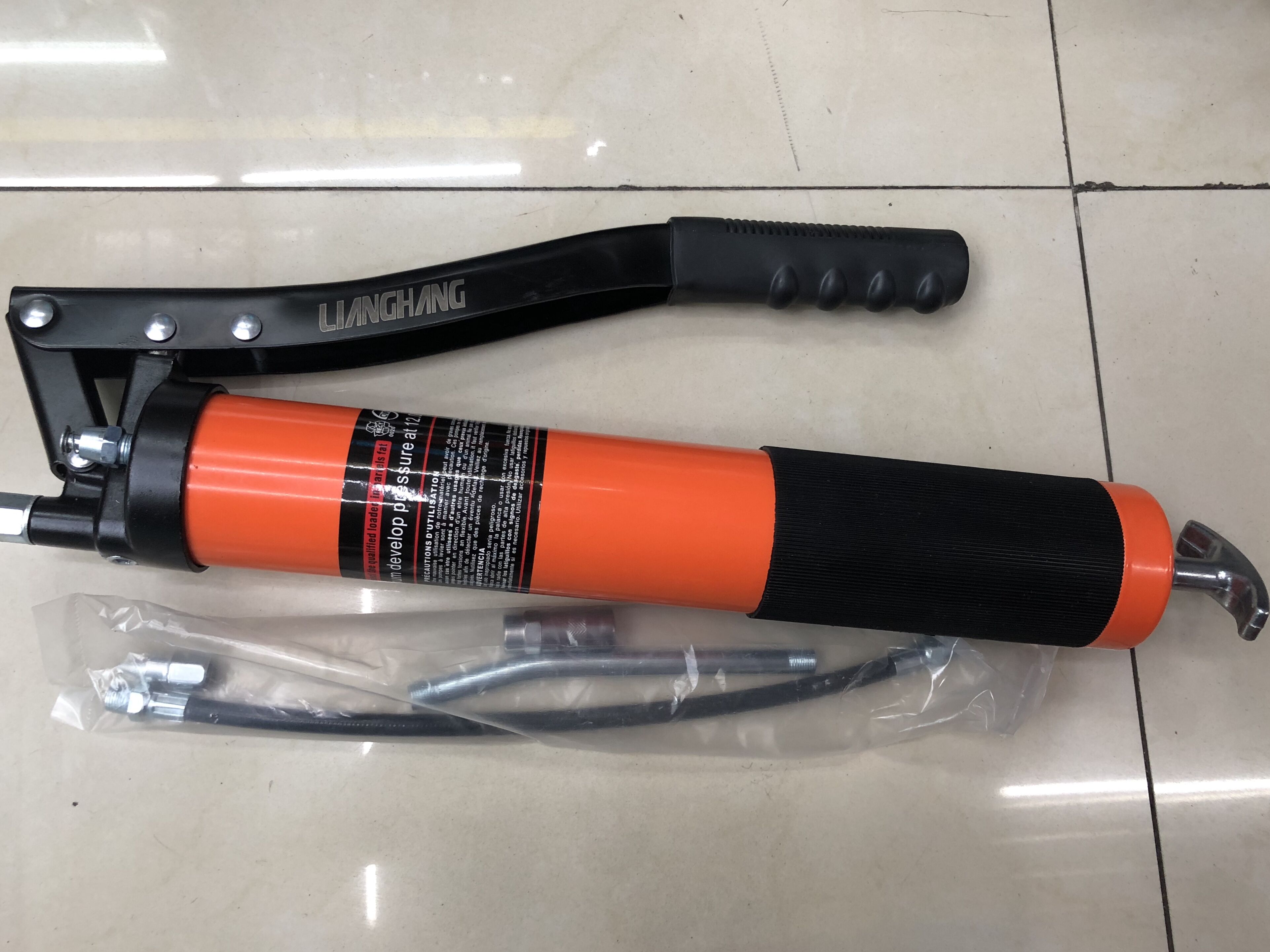 Butter gunner moving single pressure double pressure rod excavator heavy truck grease gun high pressure