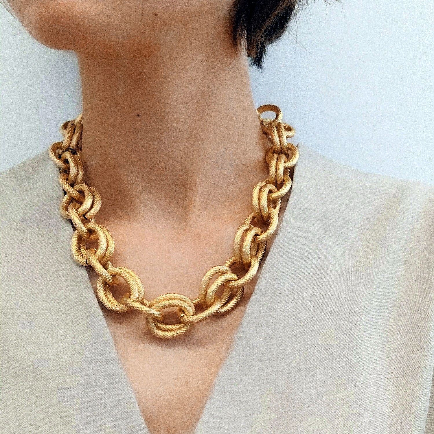 Cross-Border Hot Sale Eye-Catching Accessories Hip Hop Style Non-Fading Simple NK Aluminum Alloy Necklace High-Grade Sweater Chain For Women