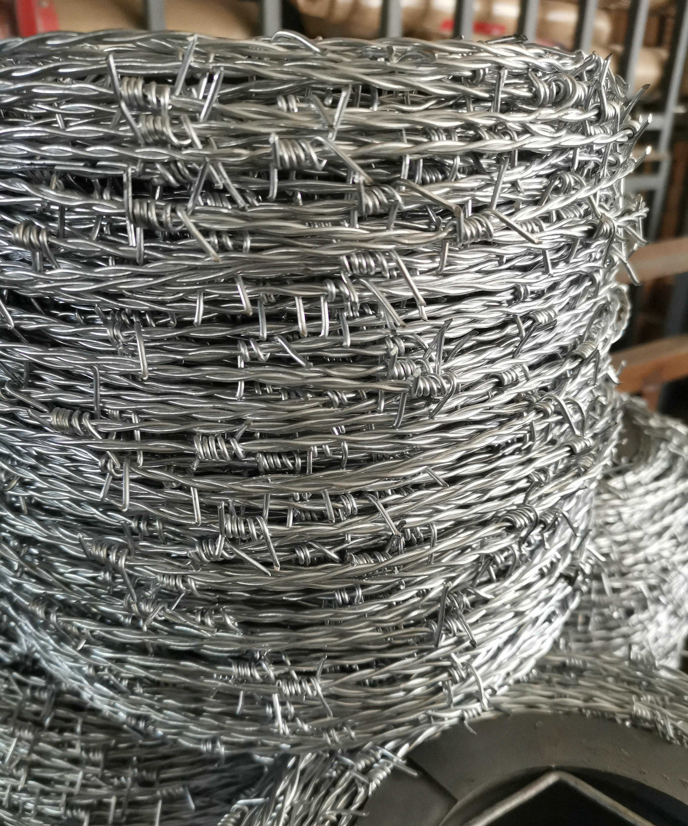 Wire Barbed Wire Barbs Line Barbed Wire Shielded Wire Grid Factory Direct Sales