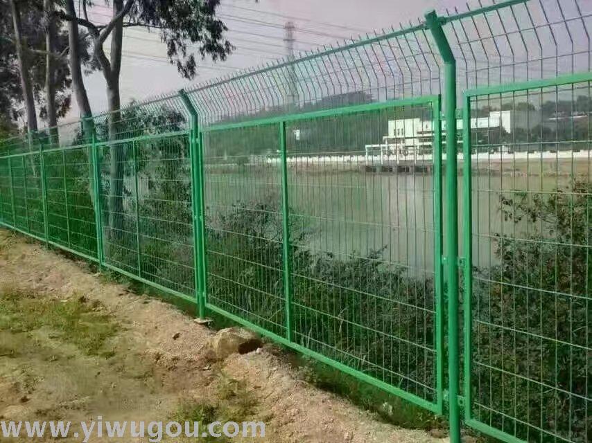 Protective Fence Barbed Wire Roadside Fence