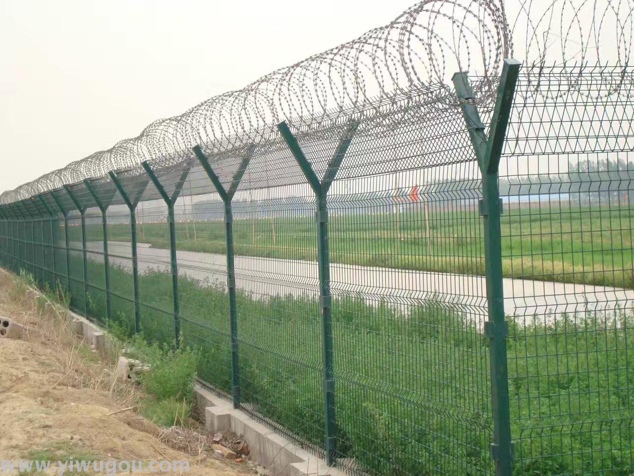 Protective Fence Barbed Wire Roadside Fence
