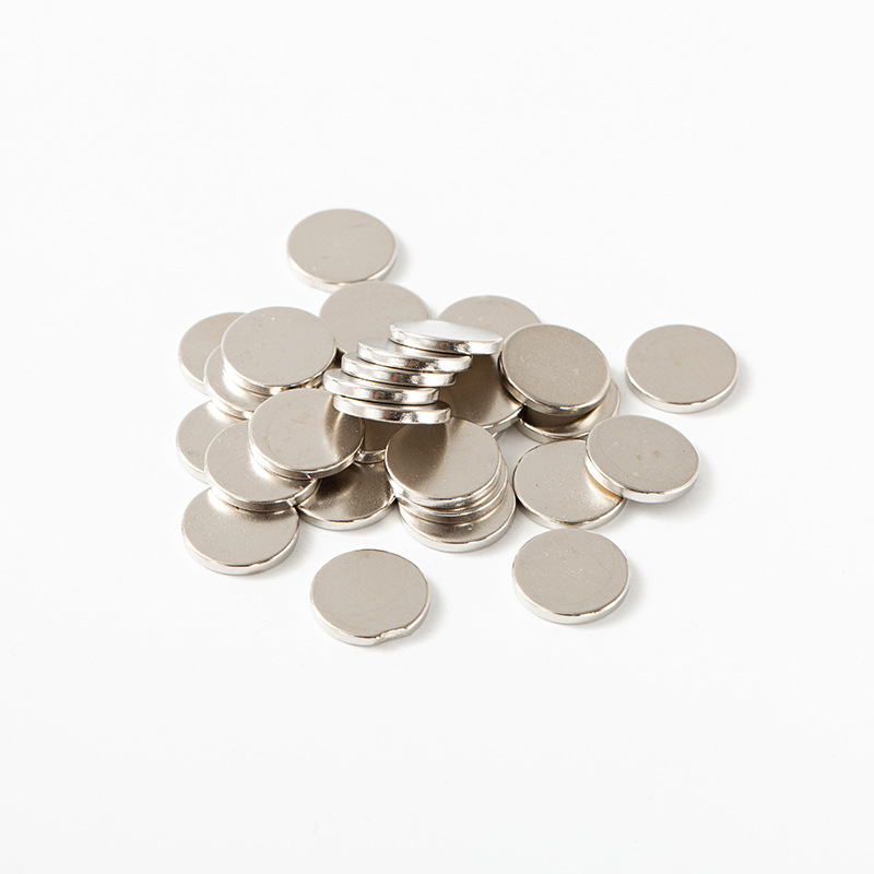 Factory Supply Strong NdFeB Magnet Wafer Magnet 15*1.5 Mm15 * 2 Mm15 * 3mm