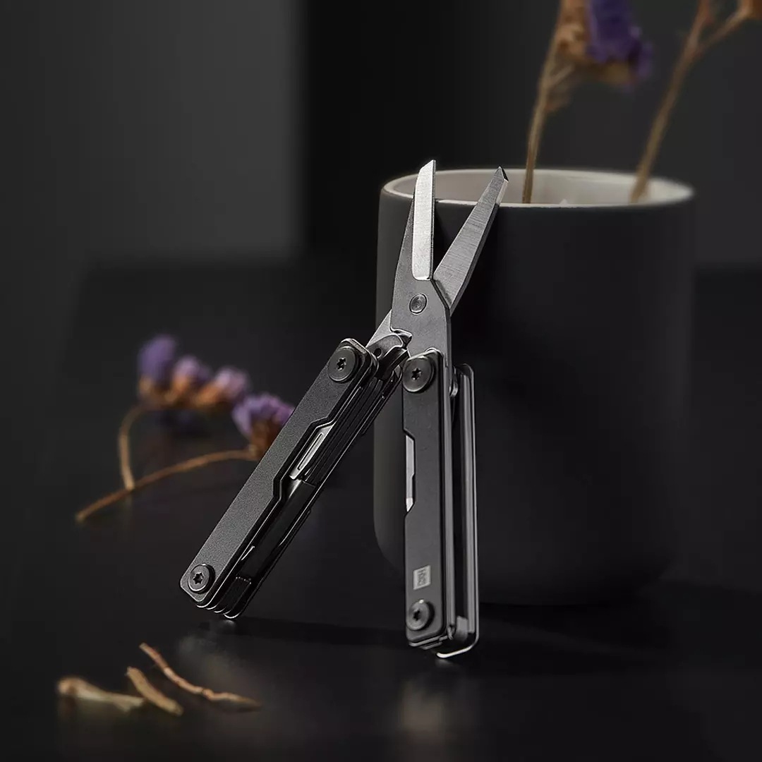Hot Mini Multi-Function Knife Folding Scissors Universal Knife Outdoor Screwdriver Combination Tool