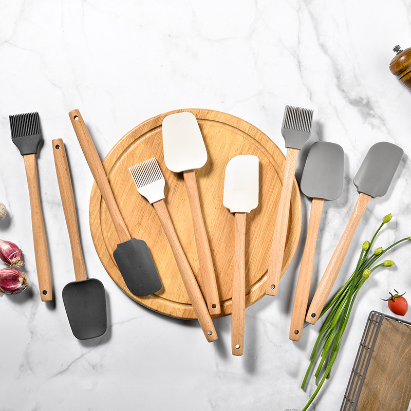 Khaki Wooden Handle Scraper Oil Brush Three-Piece Suit Wooden Handle Silicone Baking Tool Cake Butter Knife