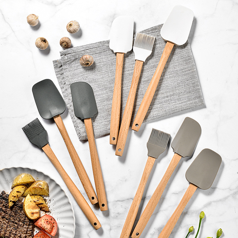 Khaki Wooden Handle Scraper Oil Brush Three-Piece Suit Wooden Handle Silicone Baking Tool Cake Butter Knife