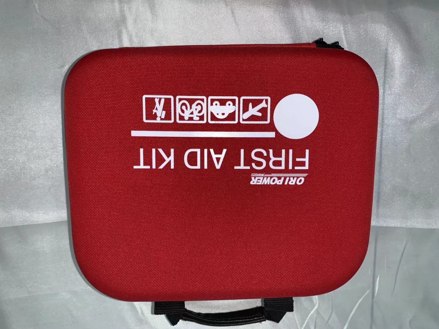 Zipper first aid kit medical first aid kit medical insurance medical kit portable multi-functional first aid kit