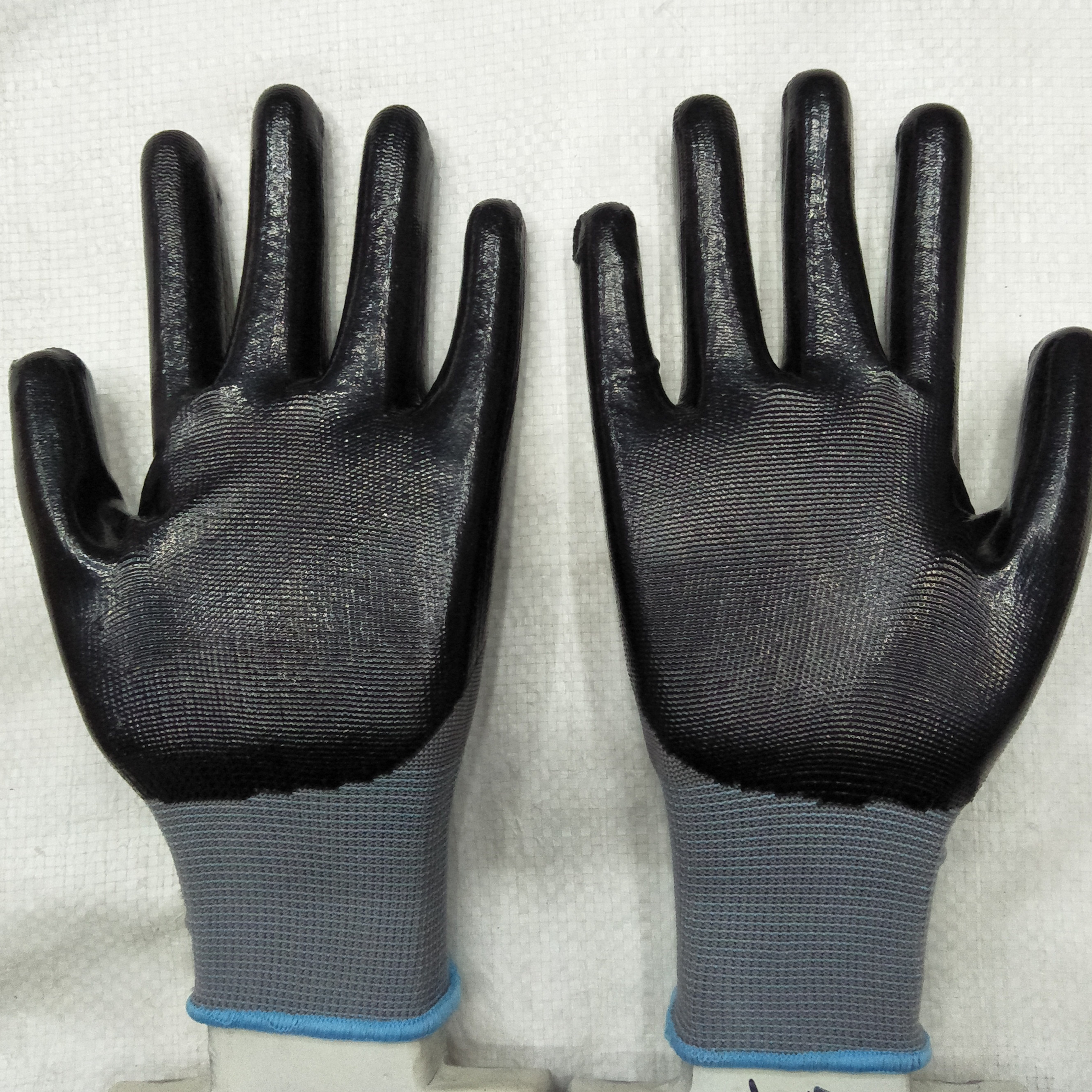 Labor Protection Gloves Factory Customized Sales Semi-Hanging Dipped Nitrile Gloves Thirteen-Pin Nylon Ding Qing to Sample Fixed Logo