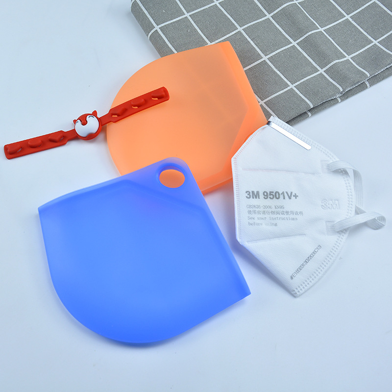 N95 mask silicone storage clip can be defeated in the storage box dustproof and mask folding storage bag