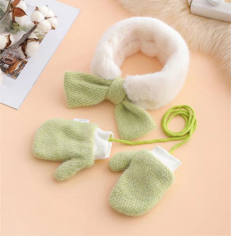Baby Scarf Autumn and Winter Children&#039;s Korean-Style Plush Bandana Infant Windproof Boys and Girls Warm Gloves Scarf Set Bandana Clothing