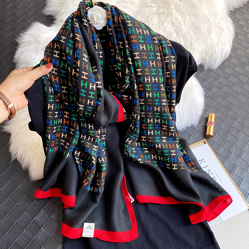 Spring and Autumn cotton and linen shawl women&#039;s travel sunscreen shawl winter booth warm scarf