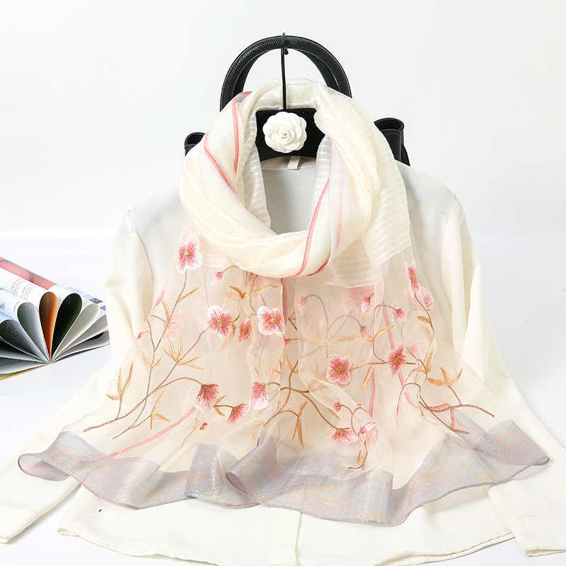 2021 New Embroidery Gold Silk Wool Scarf Women&#039;s Embroidery Mulberry Silk Cheongsam Shawl Outer Matc Embroidery Scarfh