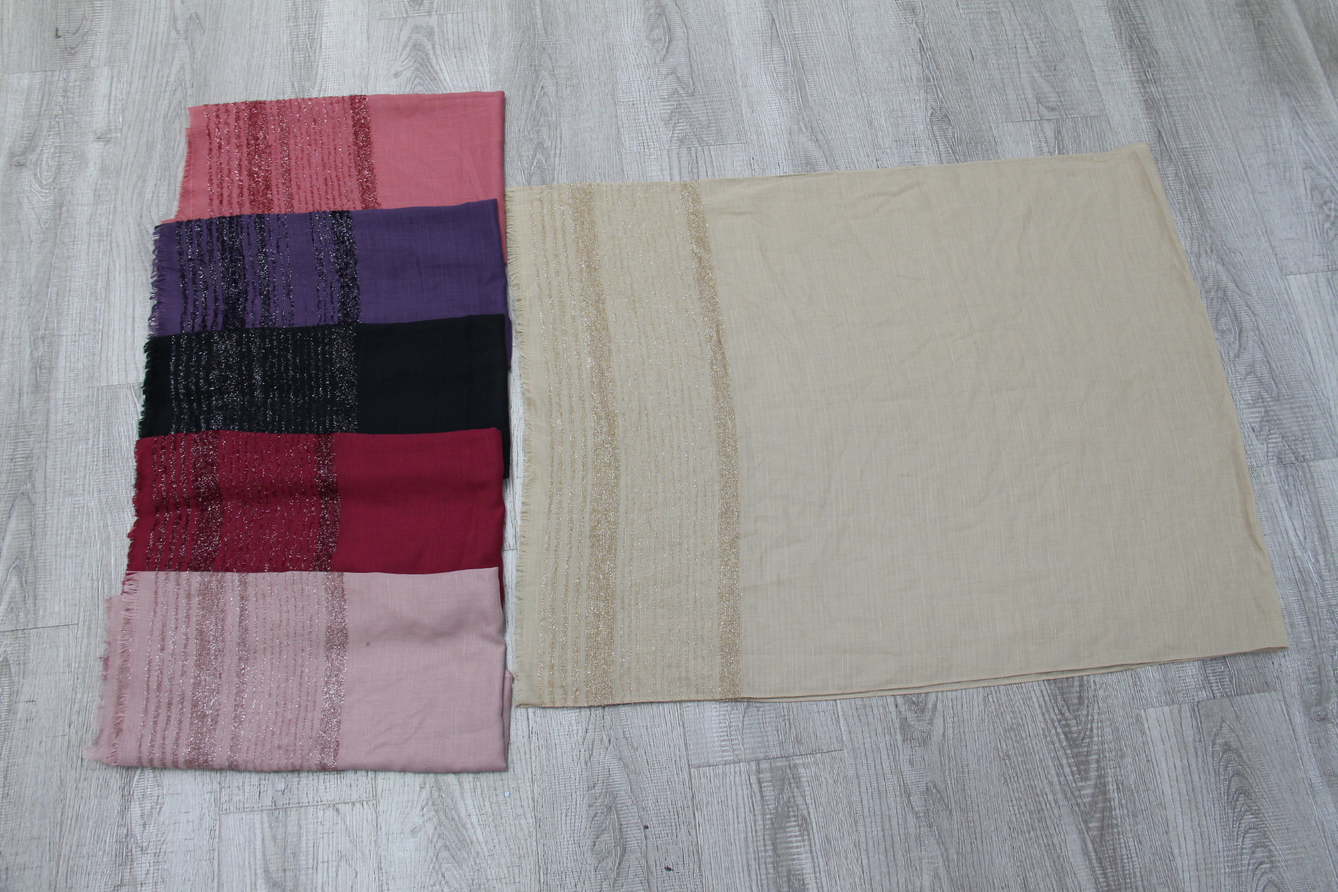 Wish Popular European and American Men&#039;s Yarn-Dyed Scarf Men&#039;s Winter Jacquard British Solid Color Shawl Spot Wholesale