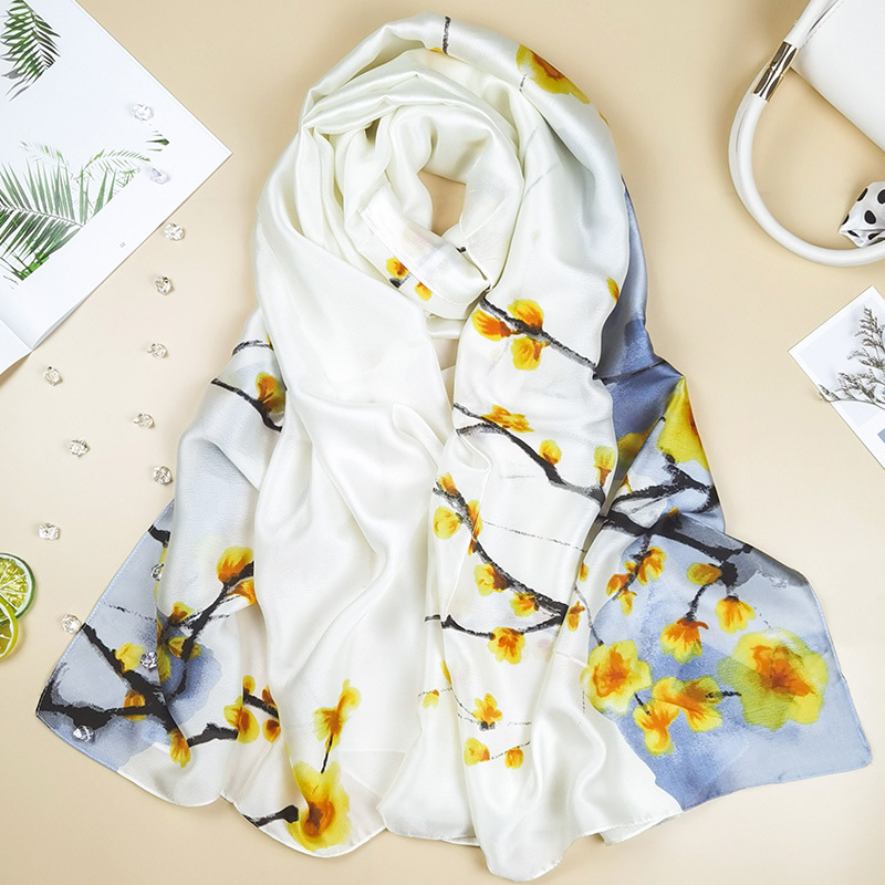All Silk Sun-Proof and Breathable Gift Scarf Travel Sunshade Beach Towel Spring and Autumns T Printing Scarves