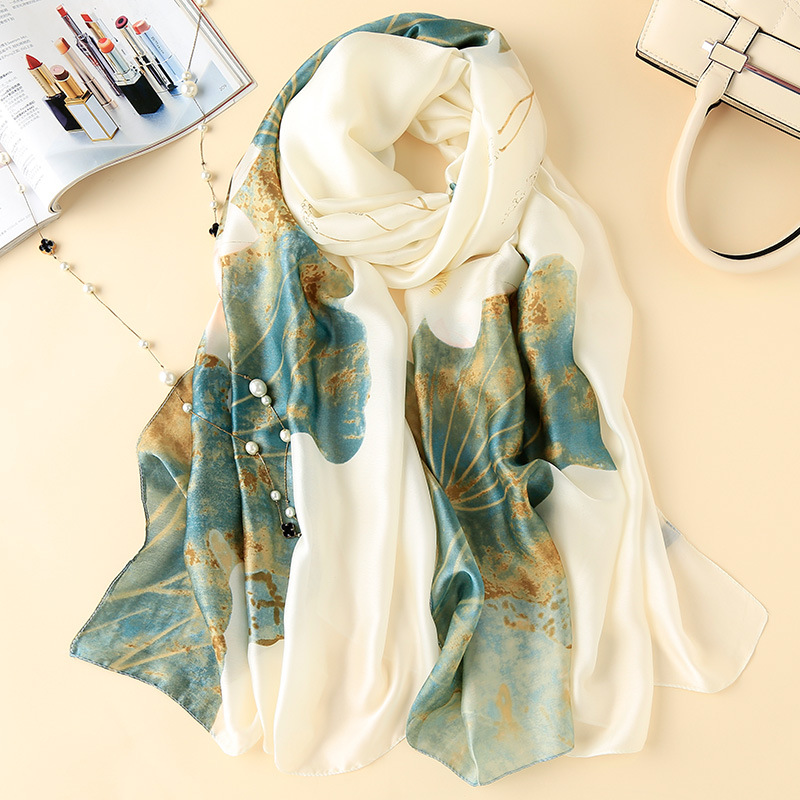 Printed Scarf Female Sun Protection for Four Seasons Silk Scarf Mulberry Silk Gift Scarf Beach Shawl Printing Scarves
