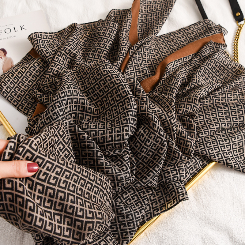 Summer Sunscreen Scarf Cotton and Linen Beach Towel Large Size Scarf Air Conditioning Shawl Scarf Cotton Linen Scarves