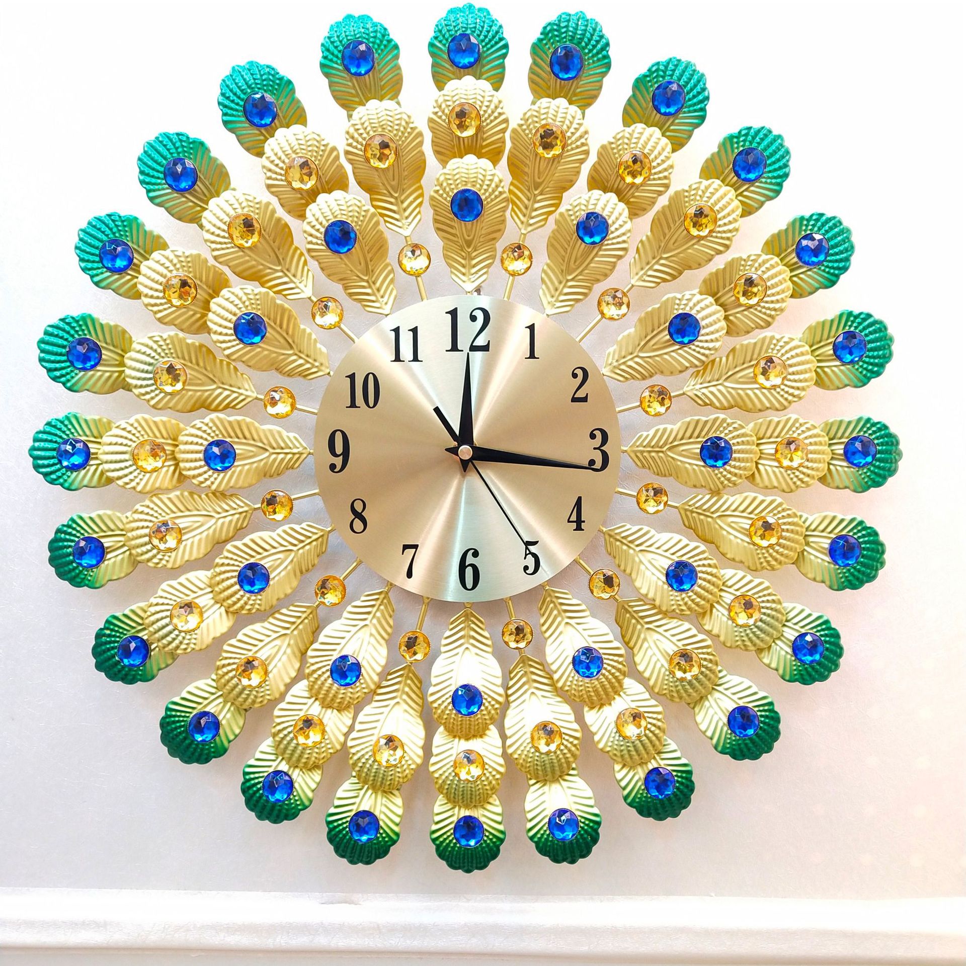 One Red Peacock Wall Clock Living Room Creative Clocks Household Mute Personality Pocket Watch Quartz Clock Clock Wholesale Foreign Trade
