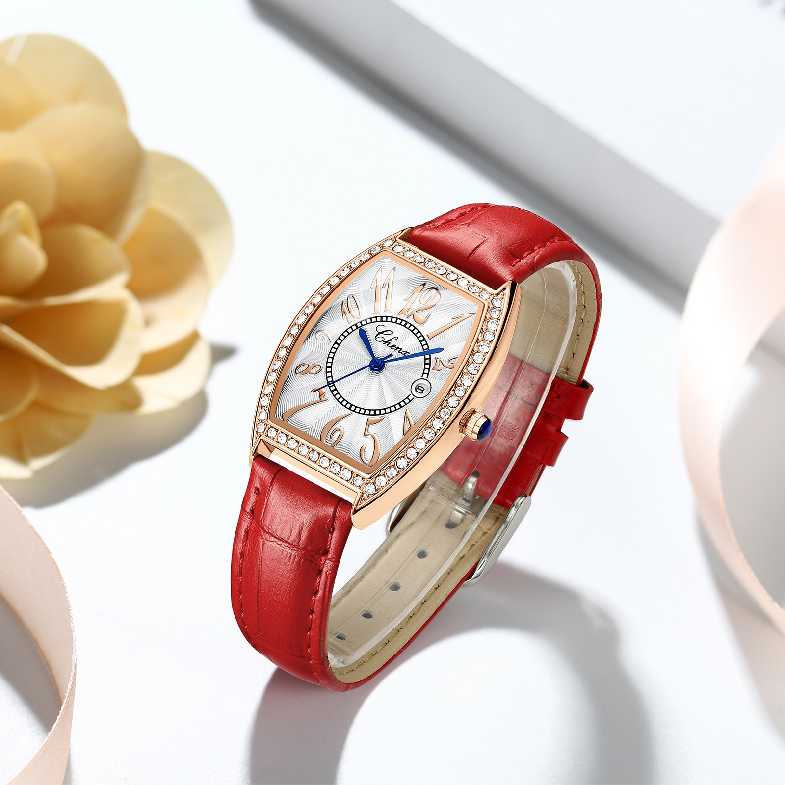 Popular Women&#039;s Watch Women&#039;s Watch Fashion Wine Bucket Diamond-Embedded Leather Waterproof Net Red Watch Leather Watch