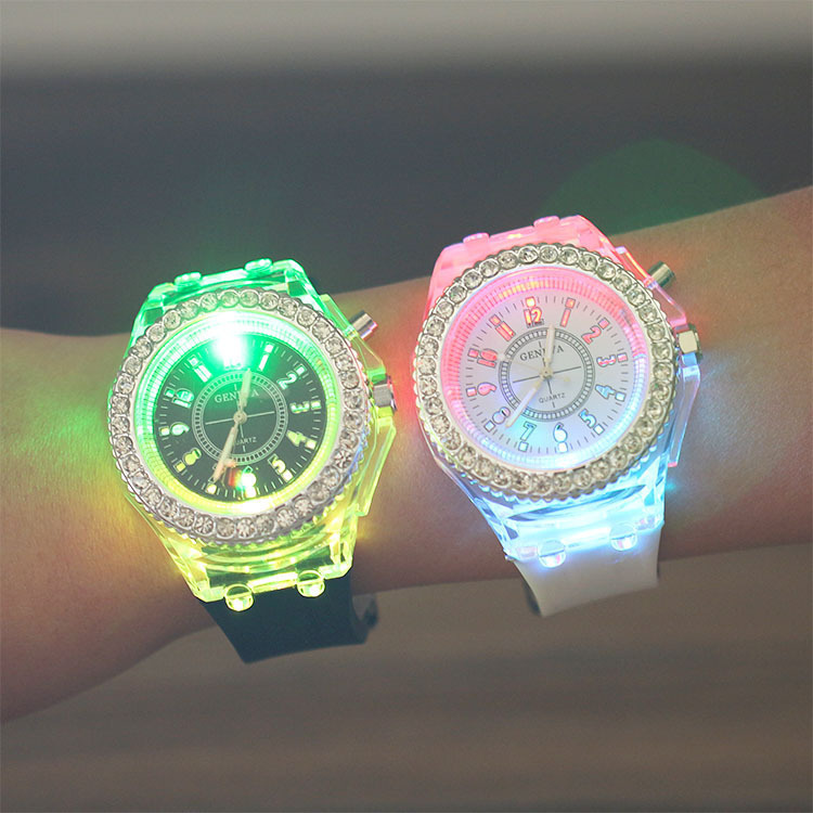 Luminous Glow Silicone Watch Wholesale Women&#039;s Fashion Watch Student Watch Led Diamond Glow Watch
