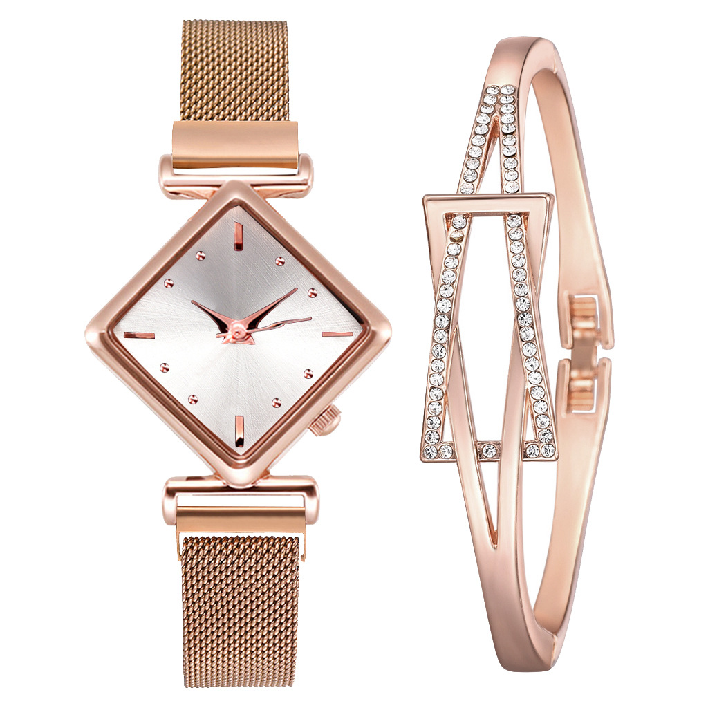 BestSeller on Douyin Watch Women&#039;s Simple and Stylish Personality Diamond Watch Fashion Combination Set in Stock Whole