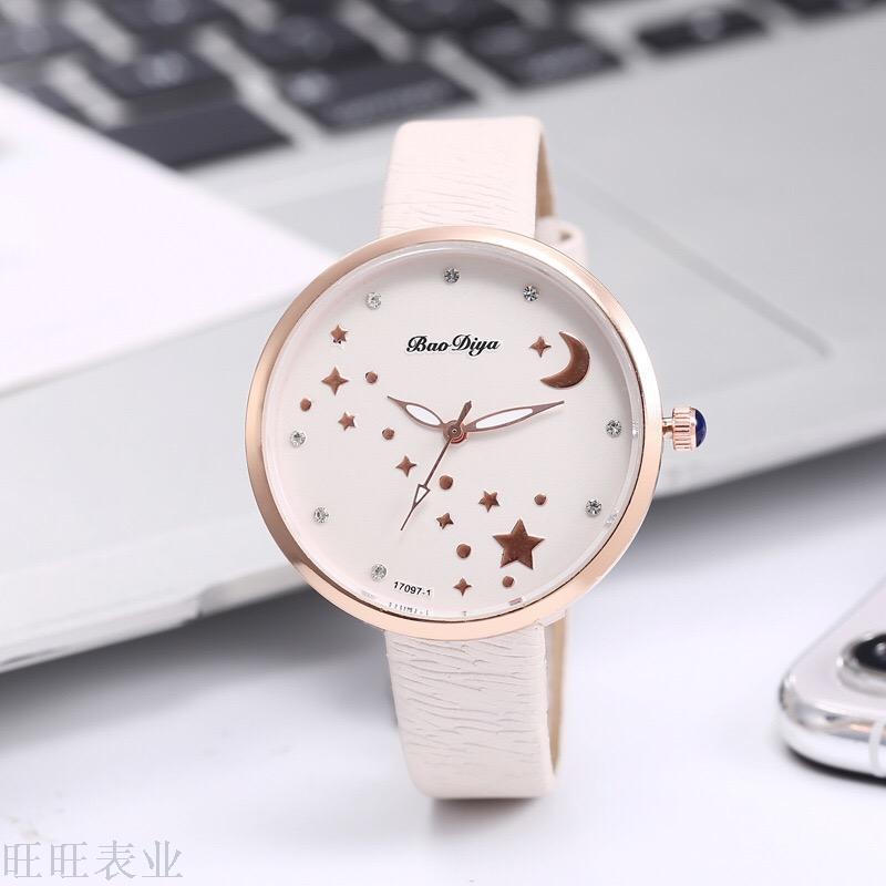 Wish new star and moon design lady casual fashion watch simple diamond scale leather watch lady