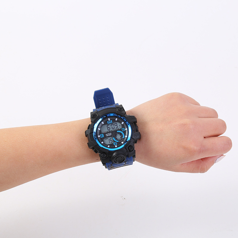 Hot Sale Popular Outdoor Sports Watch Couple Fashion Popular Men&#039;s Multi-Function LED Electronic Waterproof Watch