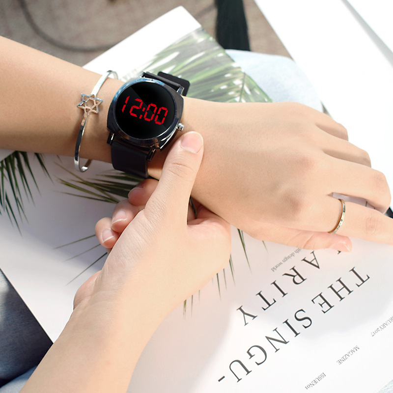 2021 Foreign Trade Popular Style Watch Female Student Children&#039;s Alloy Watch Korean Style Simple and Casual LED Electronic Watch Sports