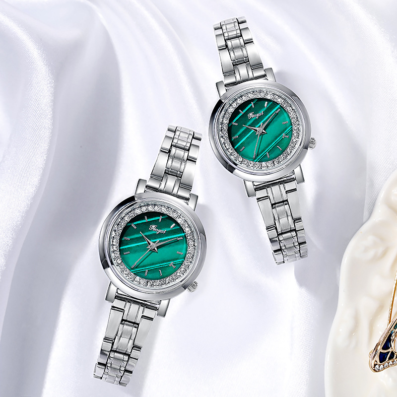 Quartz Watch  Quartz Movement Watch Ins Retro Style Women&#039;s Wristband Temperament Steel Watch Small Green Watch Disc