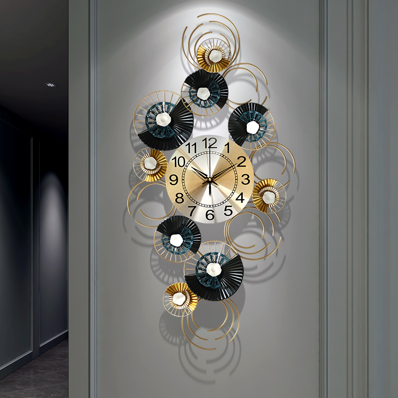 Factory Direct Sales Metal Wall Clock Living Room Mute Fashion Decorative Clock Watch Personalized Creative Iron Wall Clock