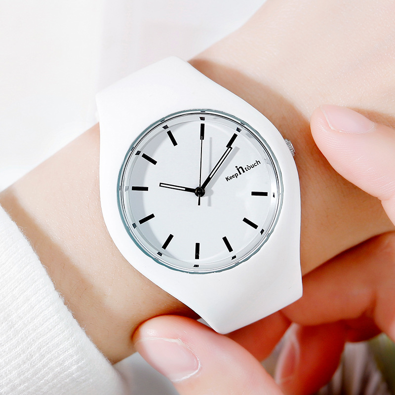 New Fashion Jelly Watch Men and Women Couple Children Casual Sporty Sport Watch