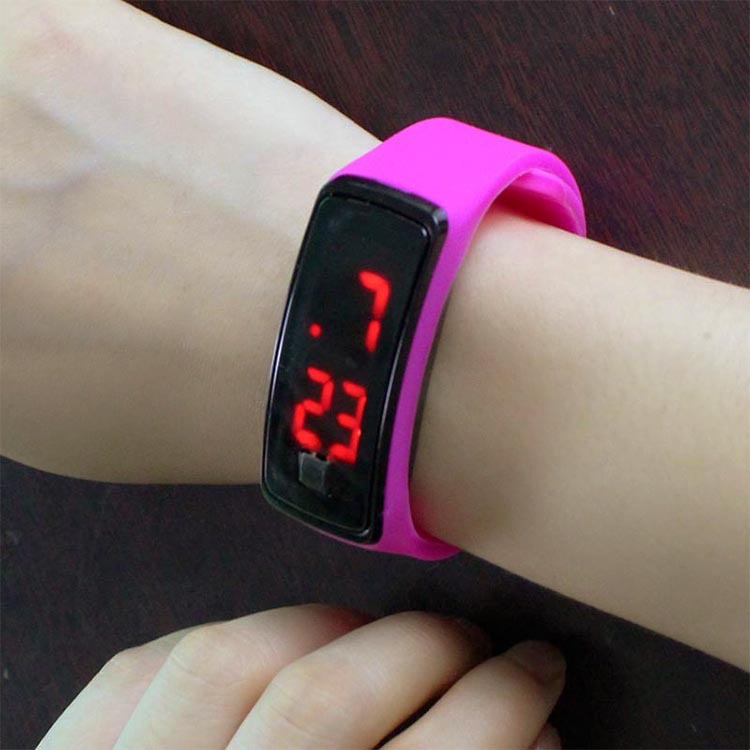 Factory Wholesale Led Bracelet Children&#039;s Electronic Watch Creative Advertising Gift Silicone Bracelet LED Watch