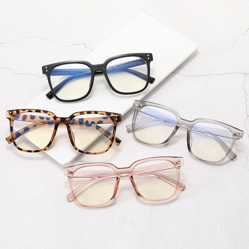 2022 New Box Rice Nail Plain Glasses Full Frame Fashion Anti Blue-Ray Glasses Frame with Glasses Option Myopia Glasses