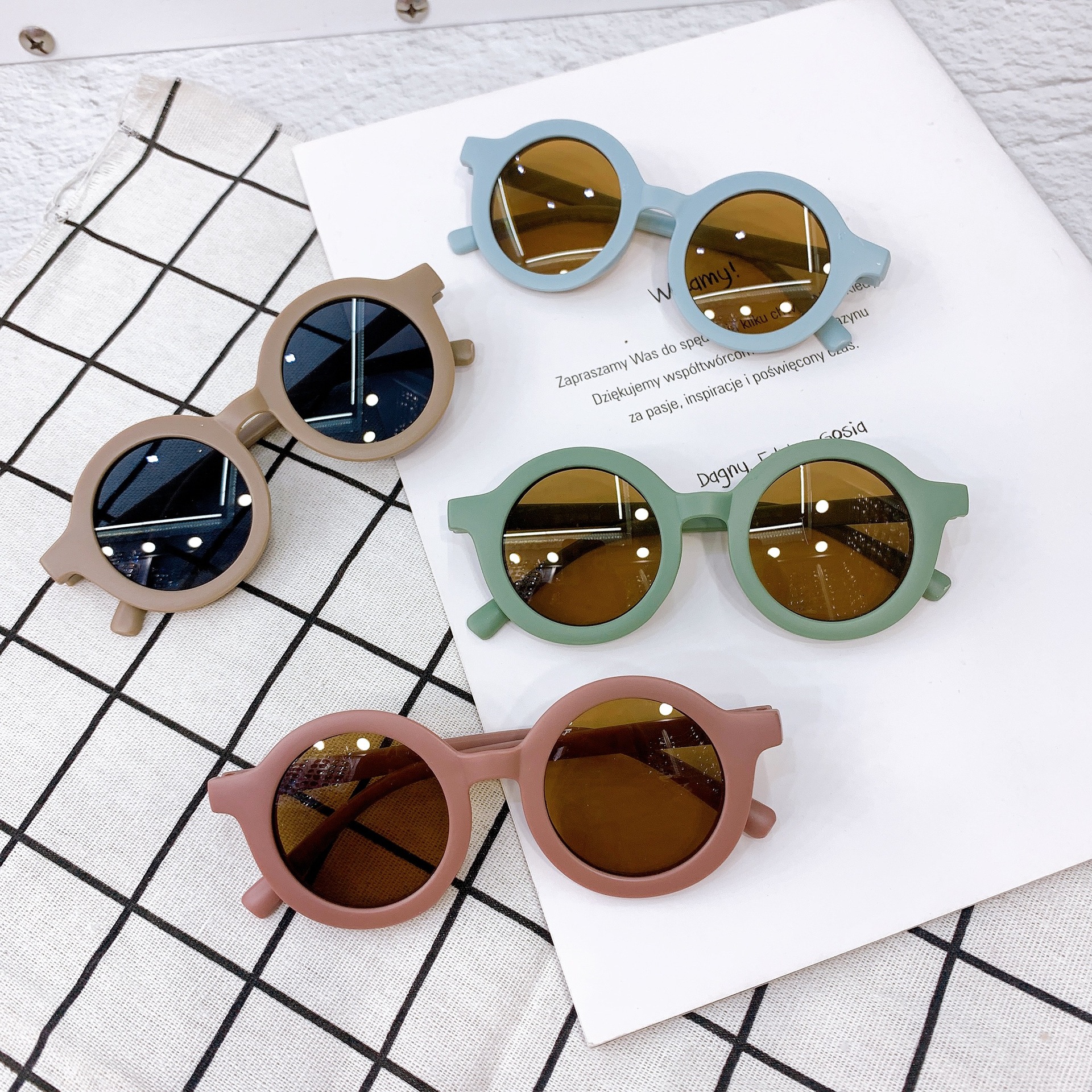 Cute Child Sunglasses Parent-Child Frosted Glasses New 1-8 Years Old Baby Decorative Sunglasses Fashion Kids Sunglasses