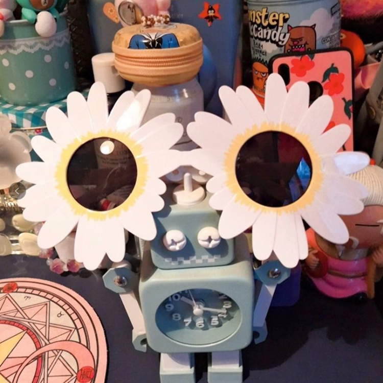 SUNFLOWER Daisy Sand Carving Personal Influencer Same Birthday Funny Glasses Decorative Glasses