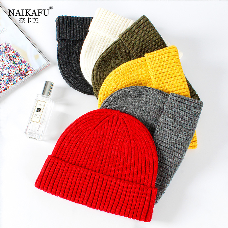 2021 New Autumn and Winter Outdoor Solid Color Pullover Flanging Wool Small Hat Dome Knitted Hat Factory Wholesale Customization